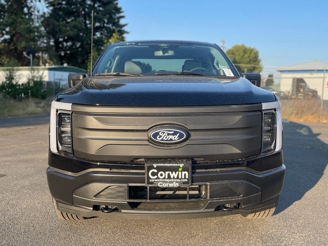 2025 Ford F-150 Lightning photo 5