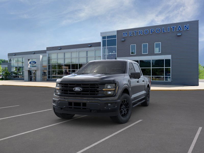 2025 Ford F-150 XLT photo 2