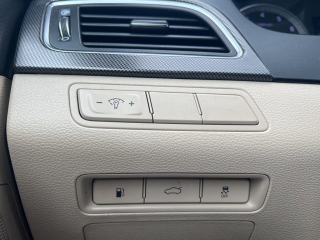 2015 Hyundai Sonata Sport photo 19