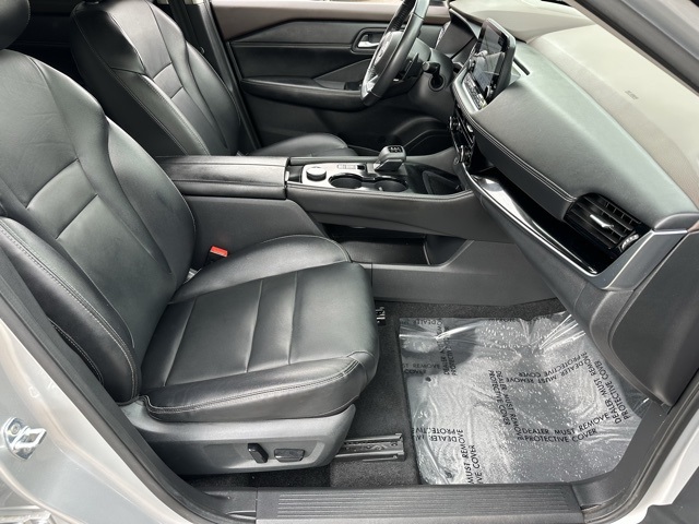 2022 Nissan Rogue SL photo 23
