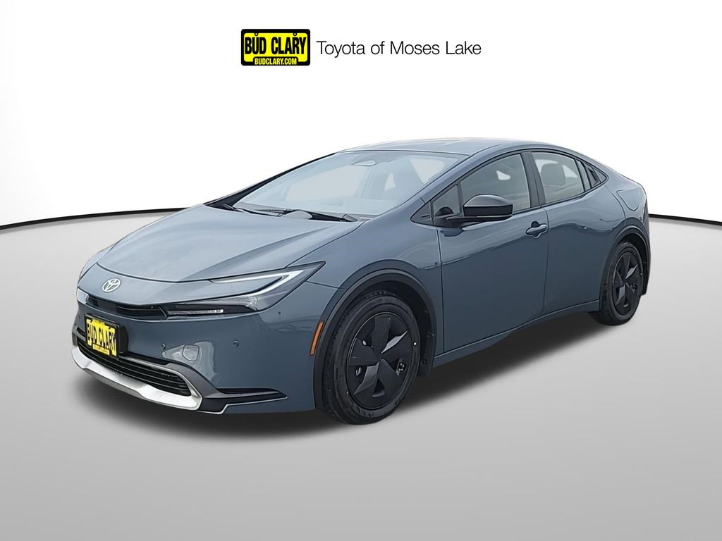 2026 Toyota Prius SE's photo