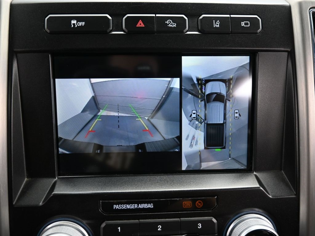 2021 Ford F-350 photo 18