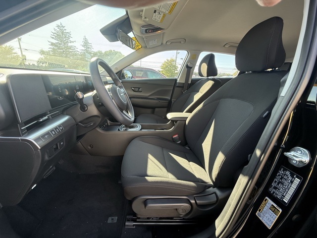 2026 Hyundai Kona SE photo 11