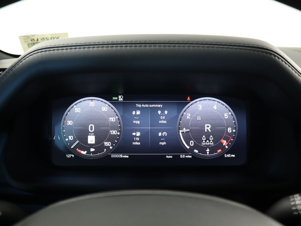 2025 Land Rover Defender 130 S photo 33