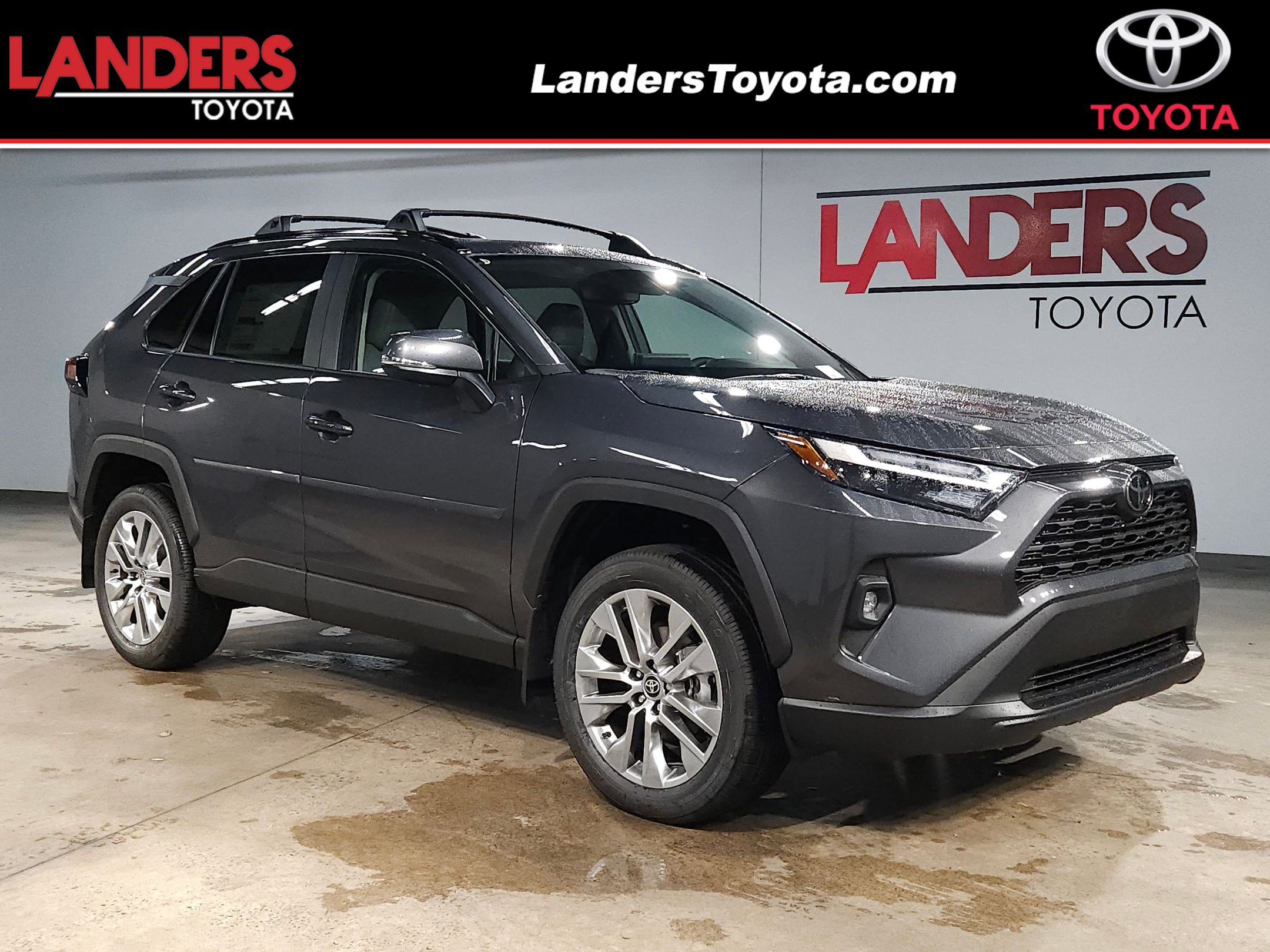 2025 Toyota RAV4 XLE Premium's photo