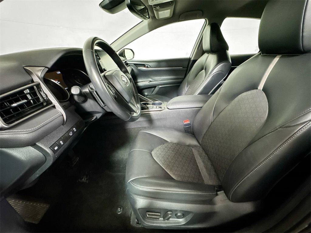 2024 Toyota Camry XSE photo 6