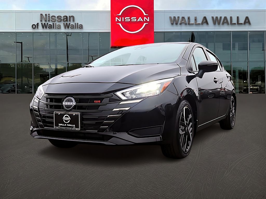 2025 Nissan Versa SR photo 3
