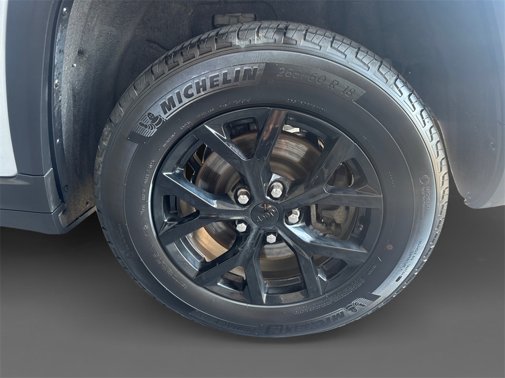 2024 Jeep Grand Cherokee Altitude photo 6