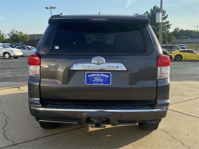 2011 Toyota 4Runner SR5 photo 3