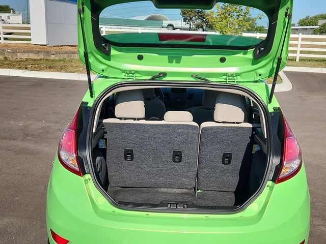 2014 Ford Fiesta SE photo 19