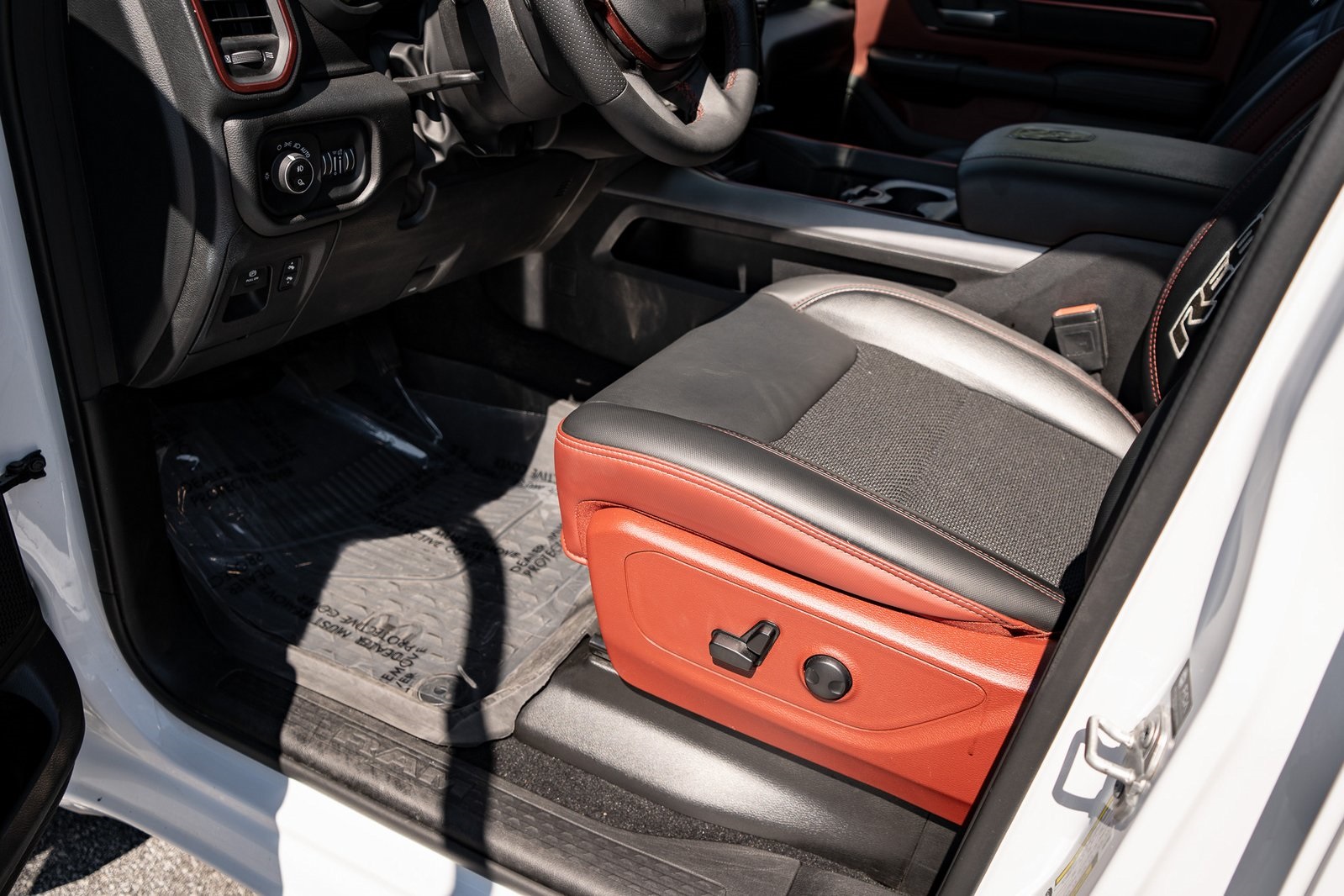 2025 Ram 1500 Rebel photo 14
