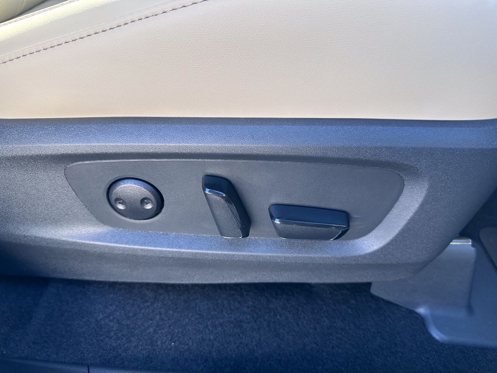 2025 Infiniti QX60 Luxe photo 35