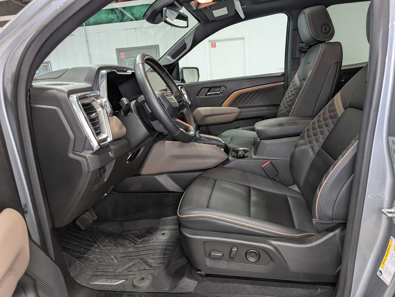 2023 Gmc Canyon Denali photo 4