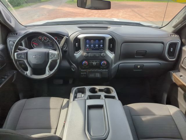 2021 Chevrolet Silverado 1500 RST photo 11
