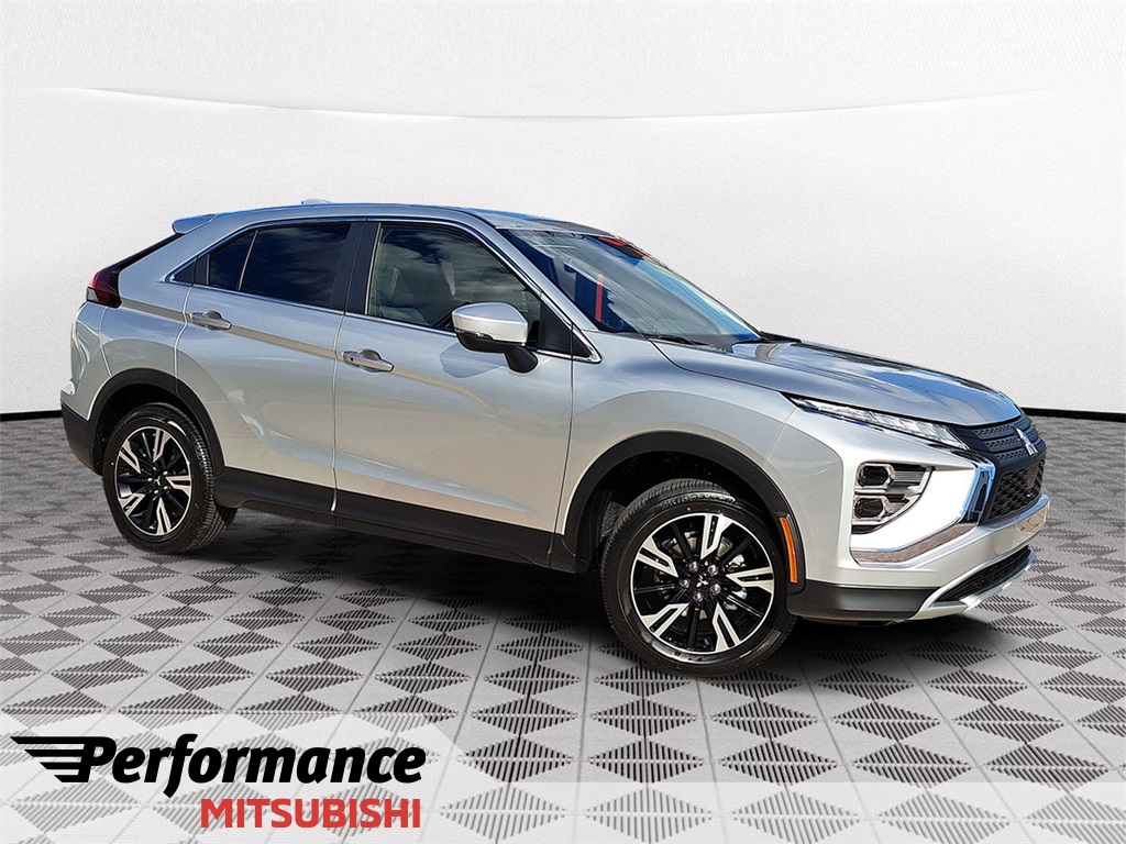 2026 Mitsubishi Eclipse Cross SE's photo