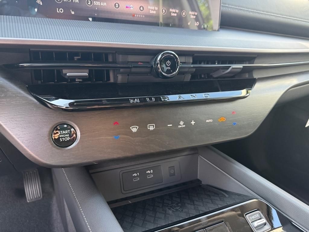 2025 Nissan Murano SV photo 3