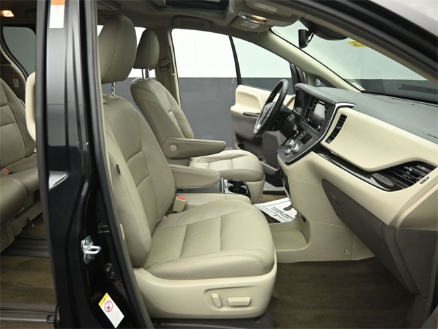 2018 TOYOTA SIENNA - Image 29