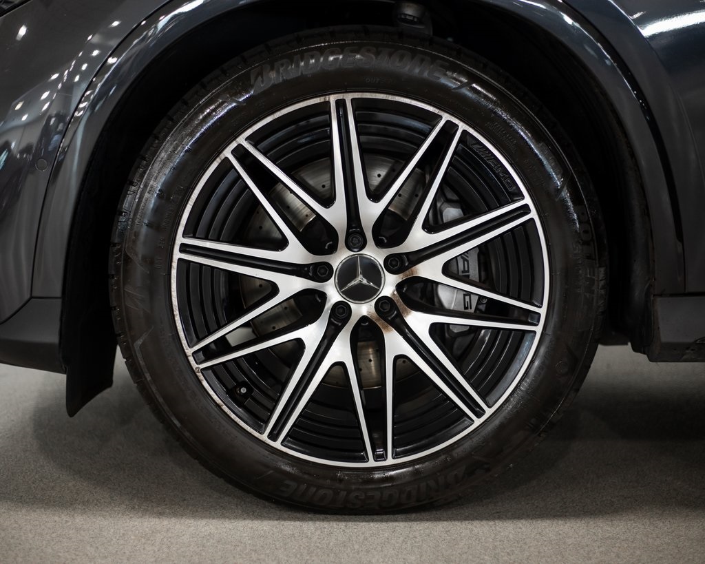 2024 Mercedes Benz GLC AMG 4MATIC photo 2