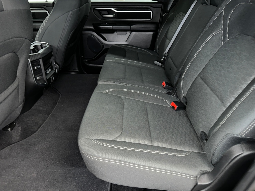 2025 Ram 1500 Big Horn photo 4