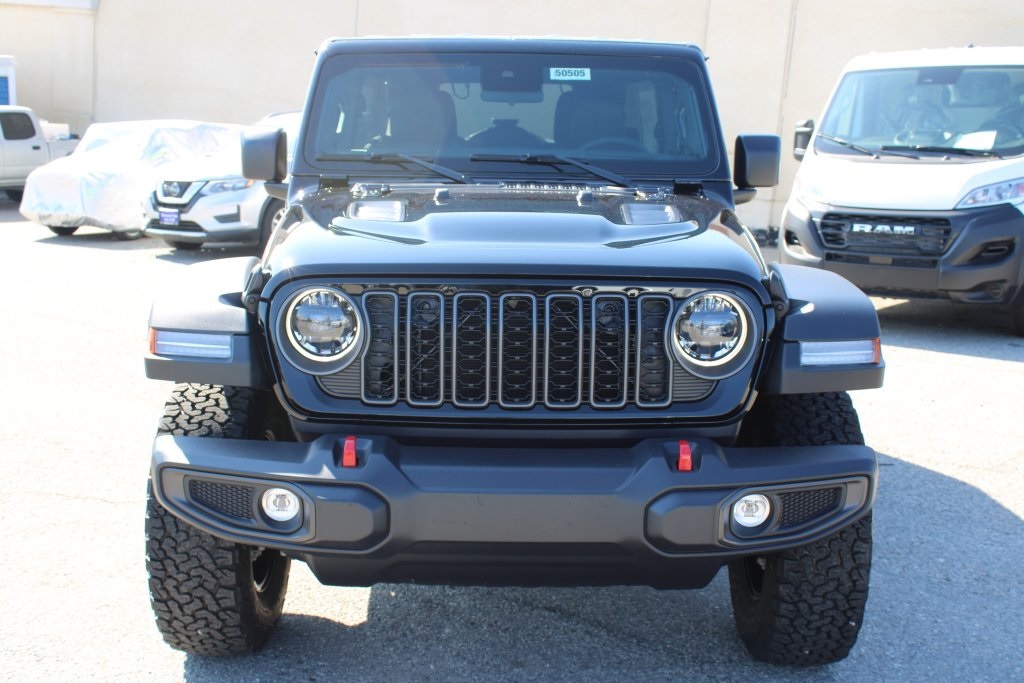 2025 Jeep Wrangler Rubicon photo 2
