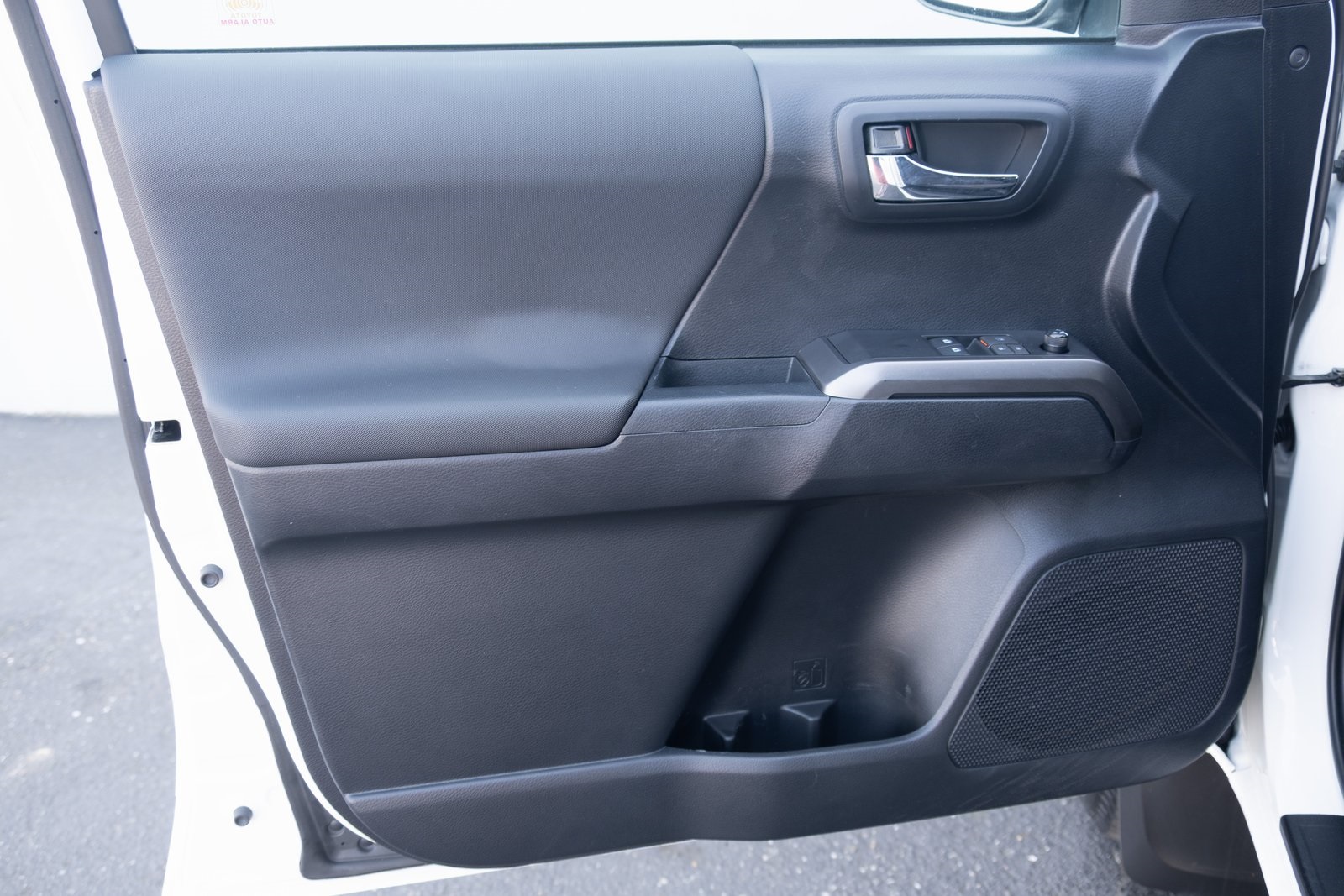 2019 Toyota Tacoma SR5 photo 10