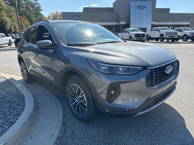 2025 Ford Escape Plug-In Hybrid Base photo 3