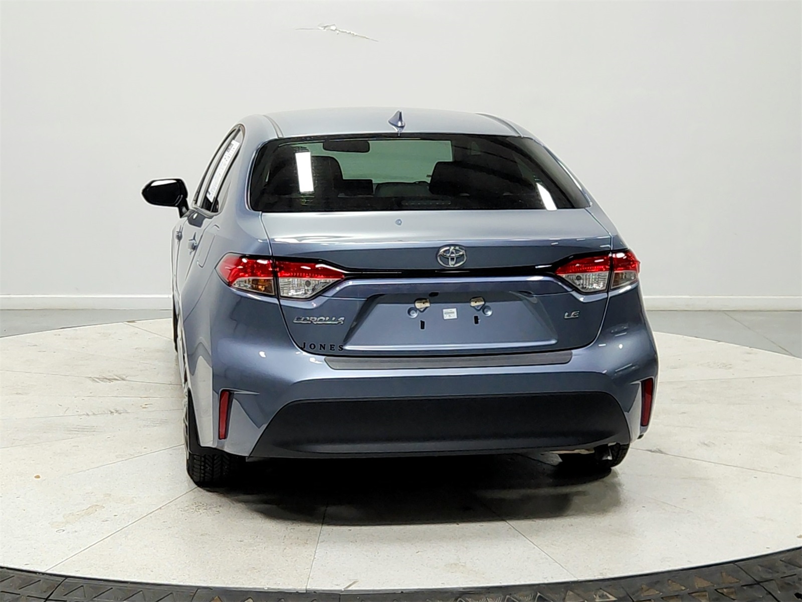 2023 Toyota Corolla LE photo 4
