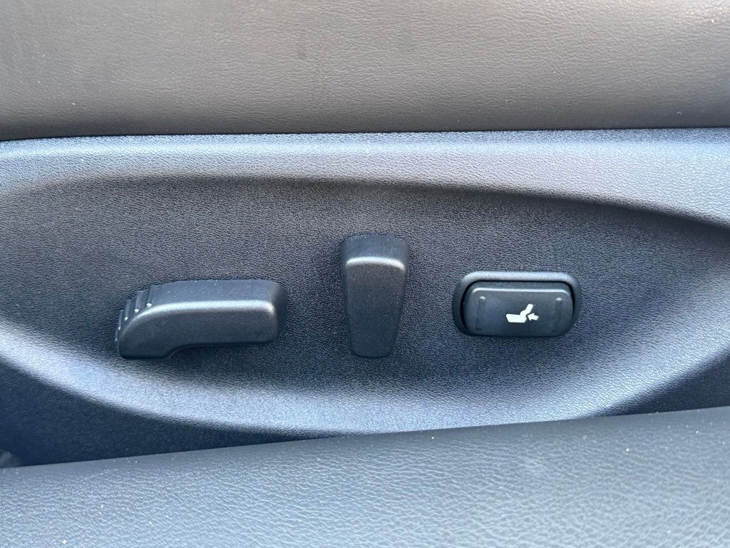 2024 Infiniti Q50 Sensory photo 11