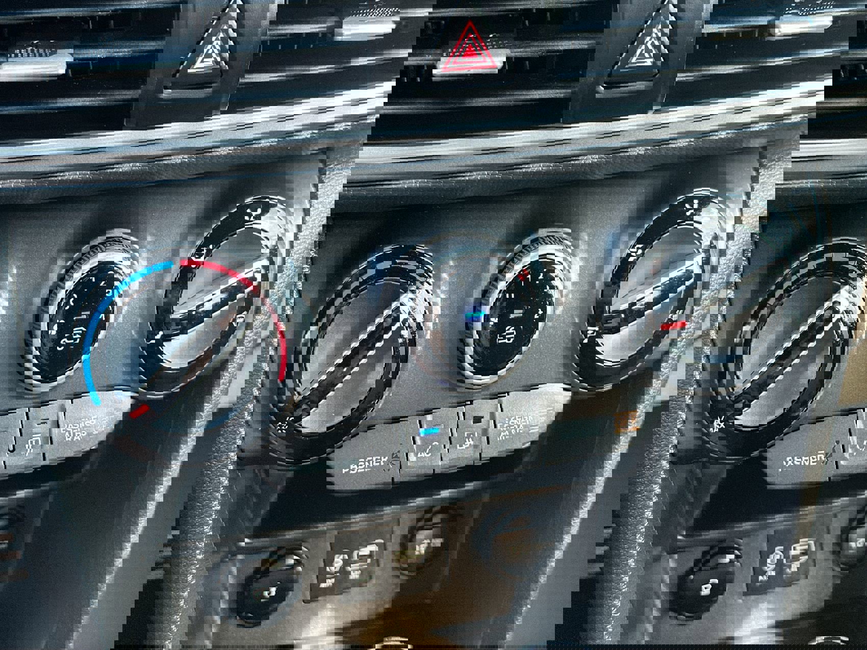 2021 Hyundai Kona SEL Plus photo 17