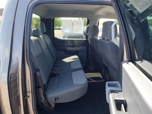 2023 Ford F-150 XLT photo 13