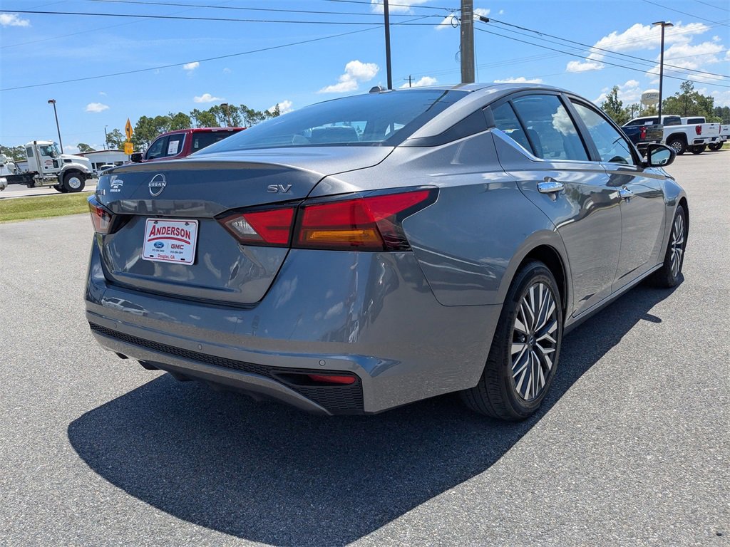 2024 Nissan Altima 2.5 SV photo 4