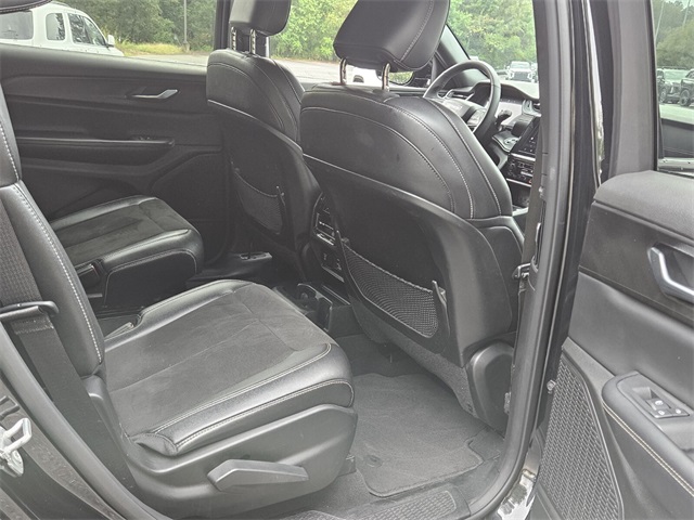 2023 Jeep Grand Cherokee Altitude photo 15