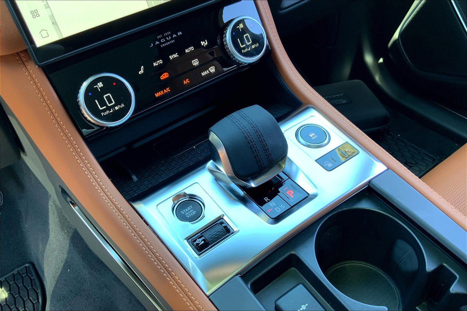2026 Jaguar F-PACE P250 R-Dynamic S photo 7