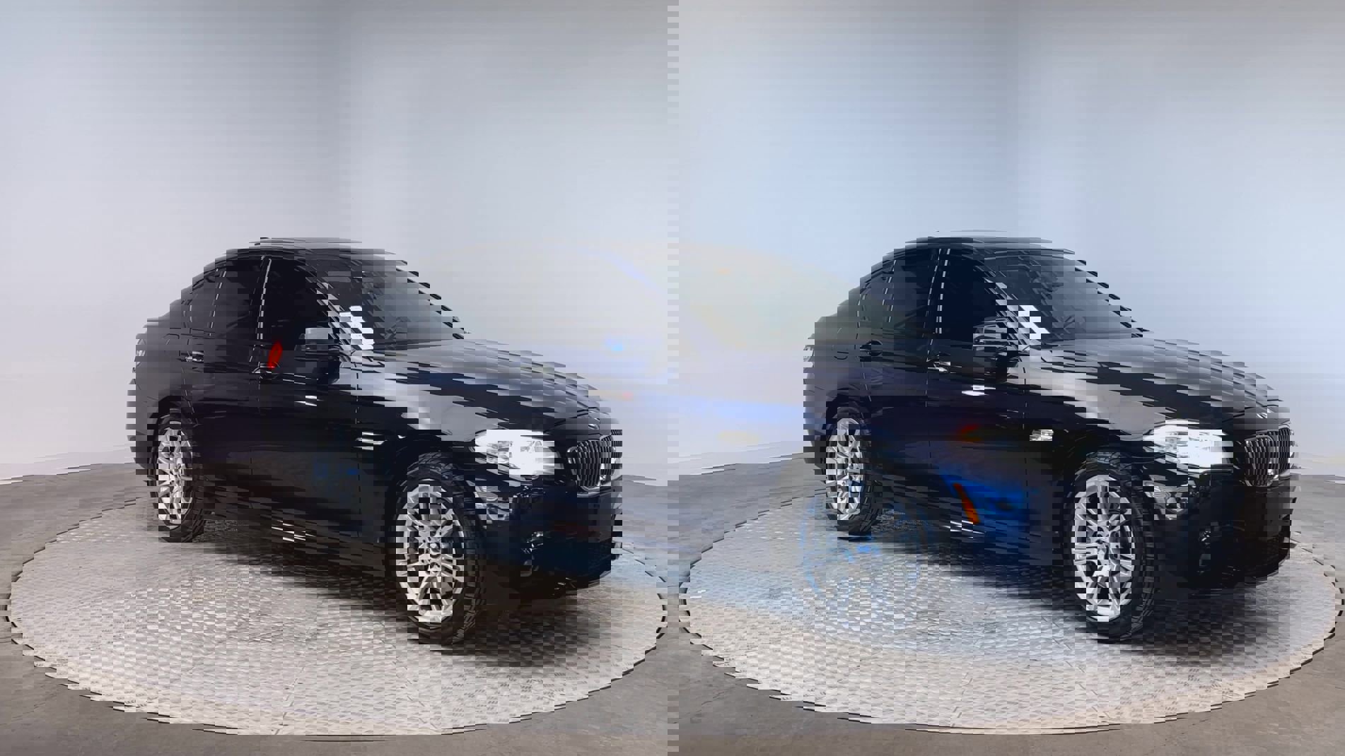 Used 2013 BMW 5 Series 528i with VIN WBAXH5C56DD109151 for sale in Highlands Ranch, CO