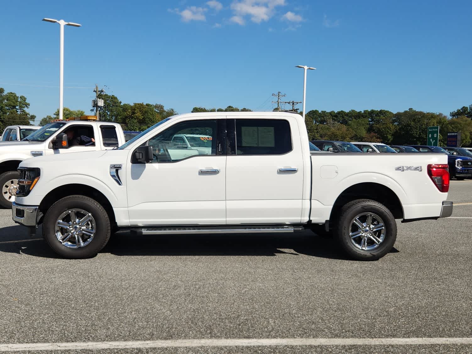 2024 Ford F-150 XLT photo 5