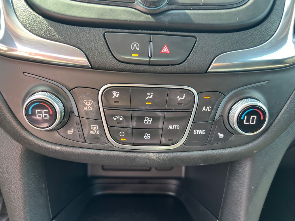 2024 Chevrolet Equinox LT photo 23