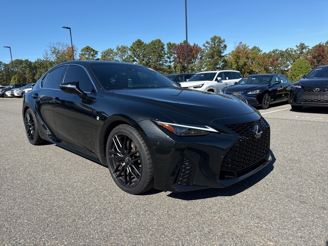 2021 Lexus IS 350 F SPORT photo 2