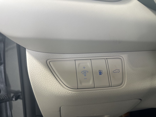2024 Genesis G70 2.5T photo 19