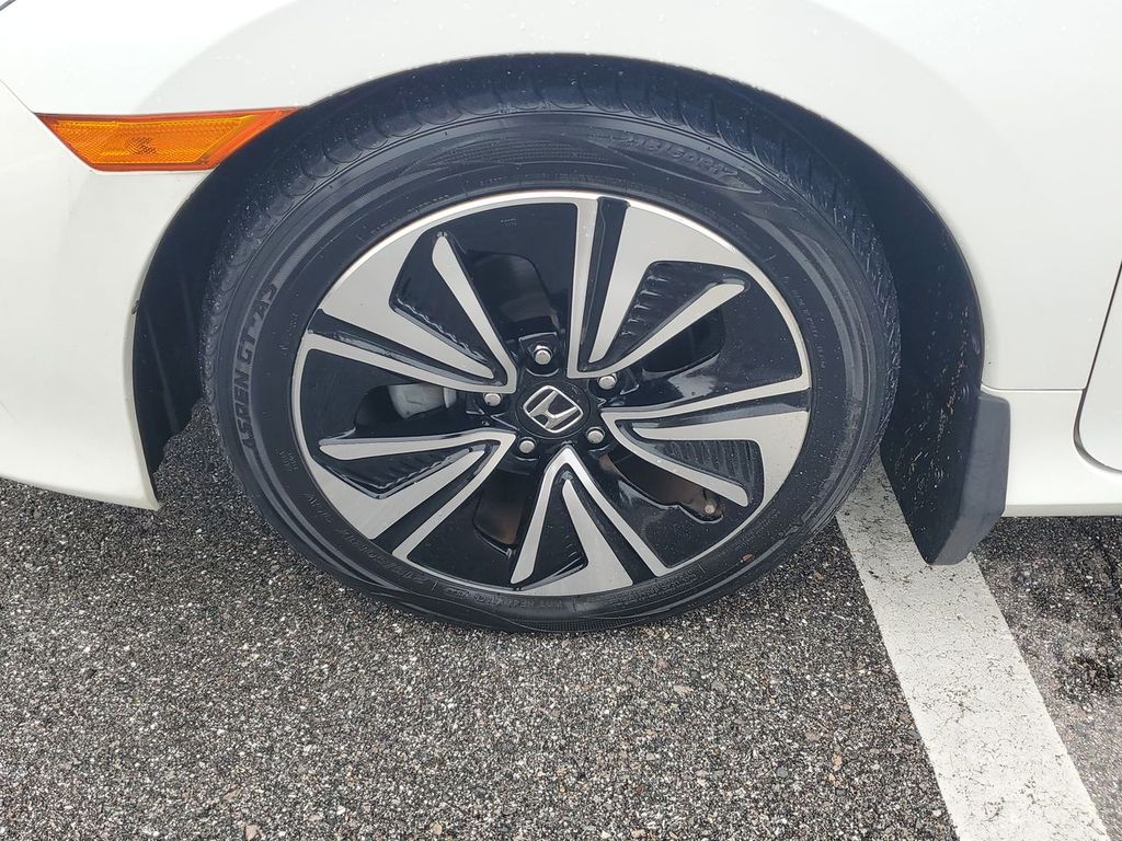 2018 Honda Civic EX-T photo 17