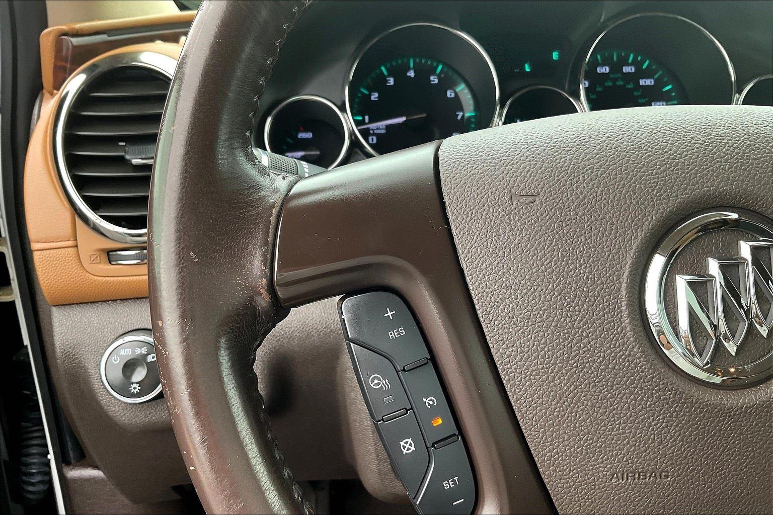 2017 Buick Enclave Premium photo 16