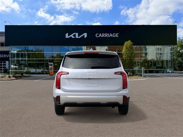 2025 Kia Telluride LX photo 3