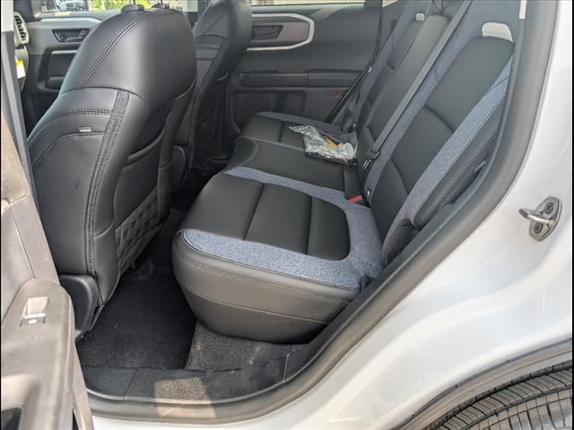 2025 Ford Bronco Sport Outer Banks photo 5