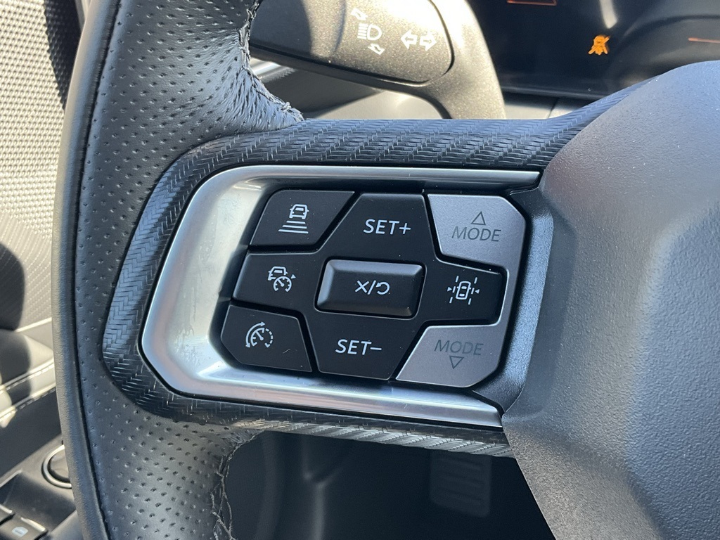 2026 Ford Mustang EcoBoost Premium photo 4