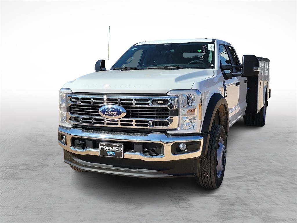 2024 Ford F-550 photo 3