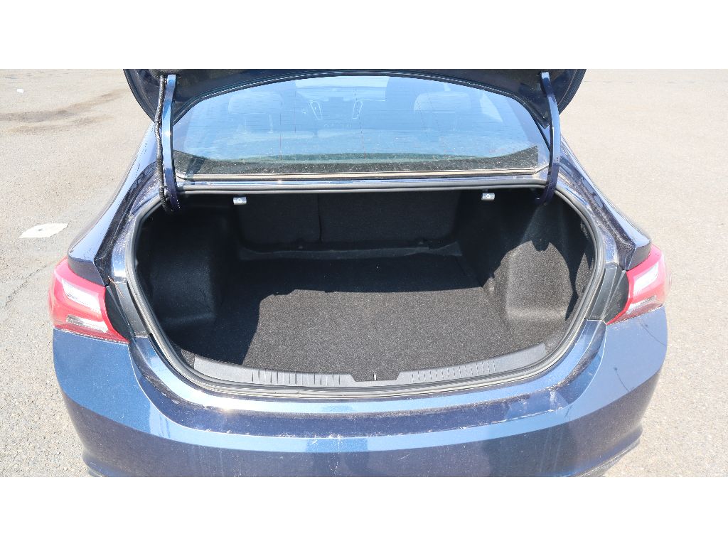 2022 Chevrolet Malibu 1LT photo 9
