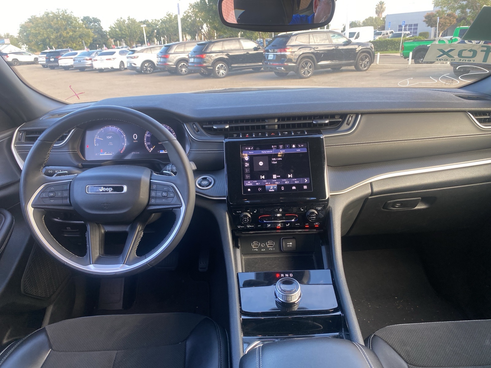 2023 Jeep Grand Cherokee Laredo Altitude photo 6