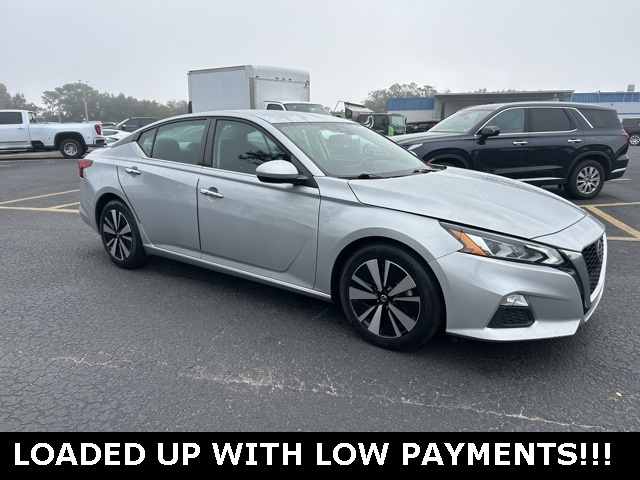 2022 Nissan Altima SV
