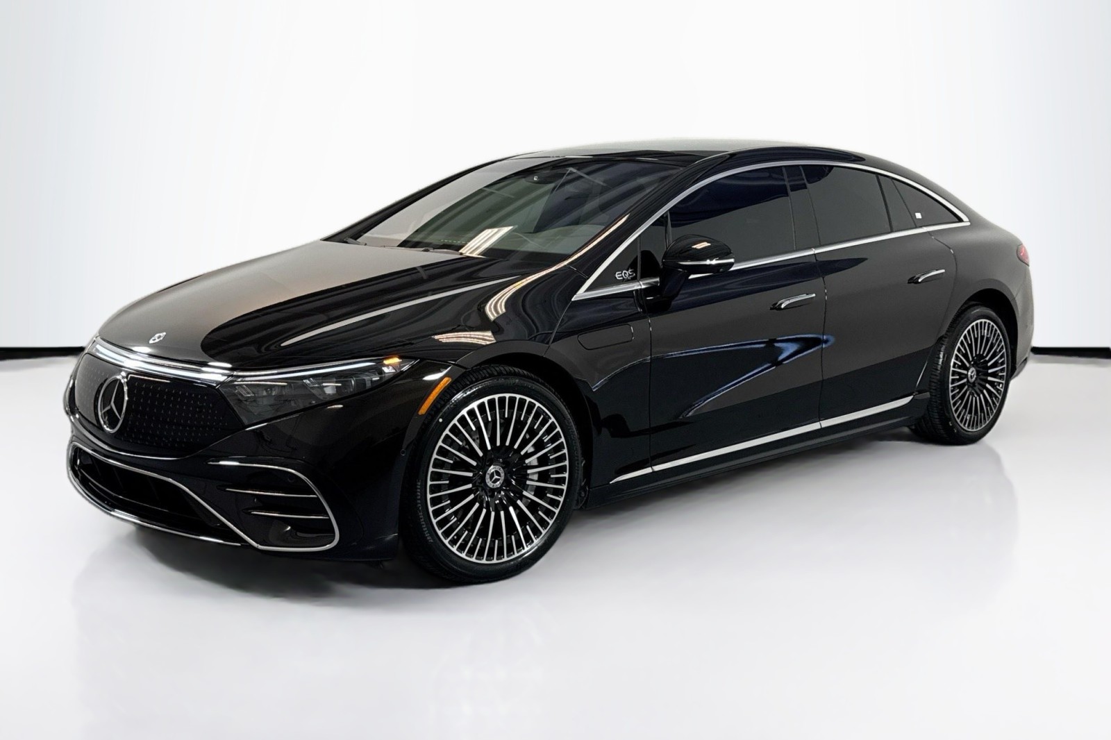 2024 Mercedes-Benz EQS Base's photo