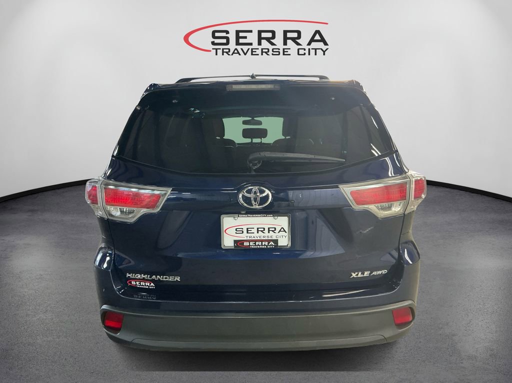 2015 Toyota Highlander XLE Sport photo 5