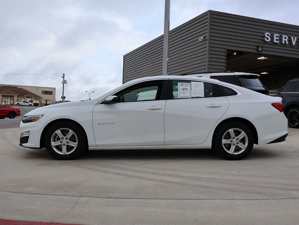 Used 2024 Chevrolet Malibu 1LT with VIN 1G1ZD5ST9RF117286 for sale in Ozark, MO